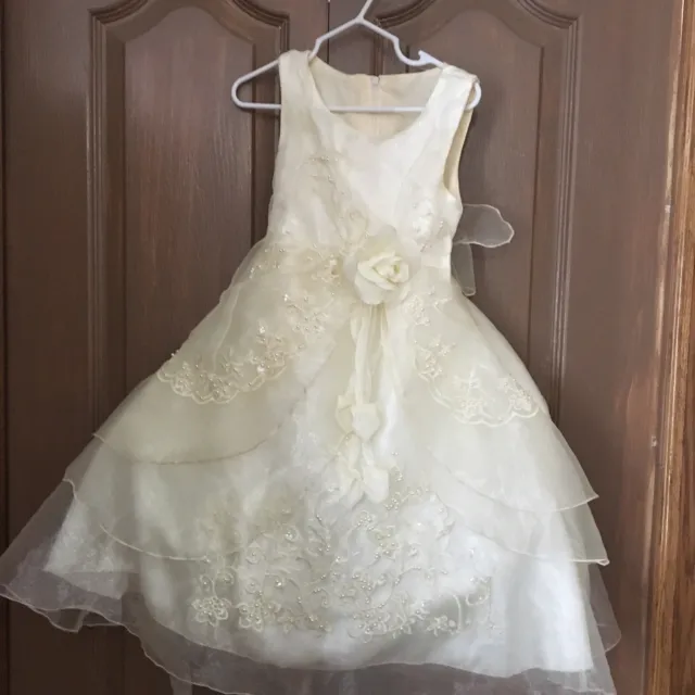 Flower Girl Or Pageant  Dress Size 3T Sleeveless Beaded Layers In Cream
