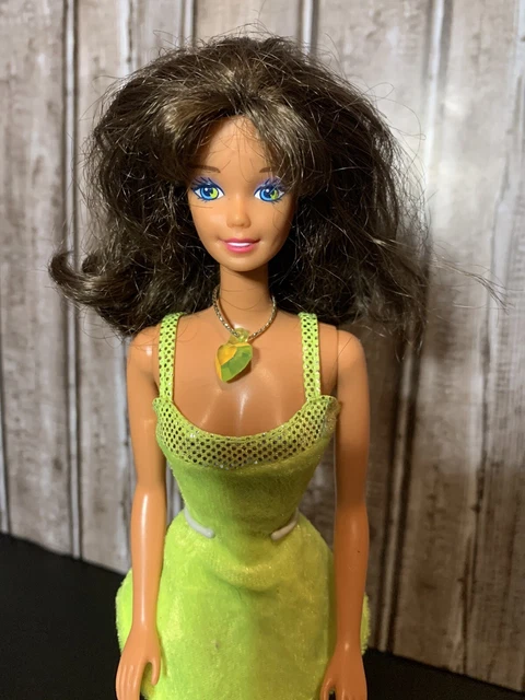 1997 Sweetheart Brunette Barbie Green Yellow Dress