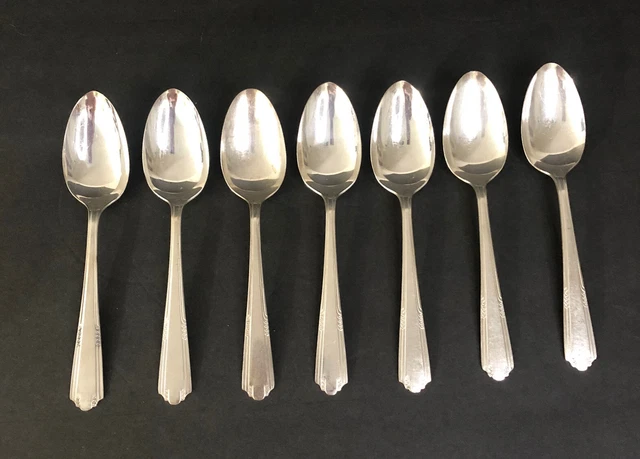 WALLACE DEERFIELD SIMPLICITY Silverplate Tablespoons 8 1 4