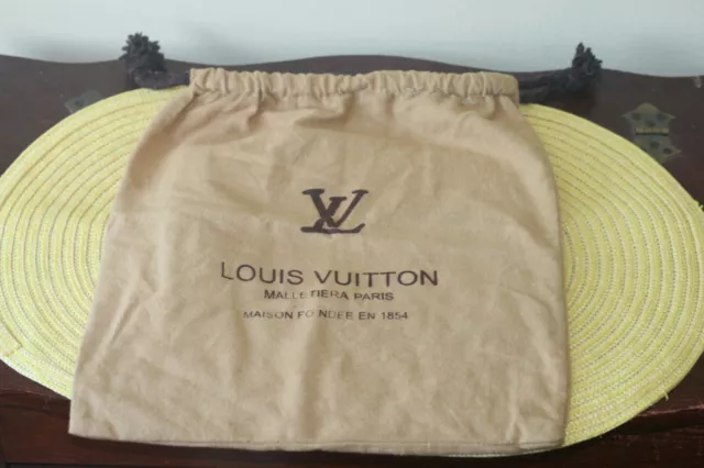Louis Vuitton, Bags, Louis Vuitton Malletier A Paris 0 Cotton Dustbag  With Drawstring Closure