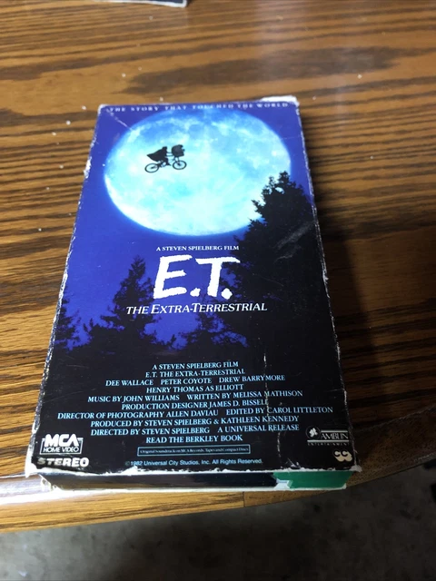 E.T. THE EXTRA-TERRESTRIAL VHS Movie (1988 Green Video Cassette) Rare