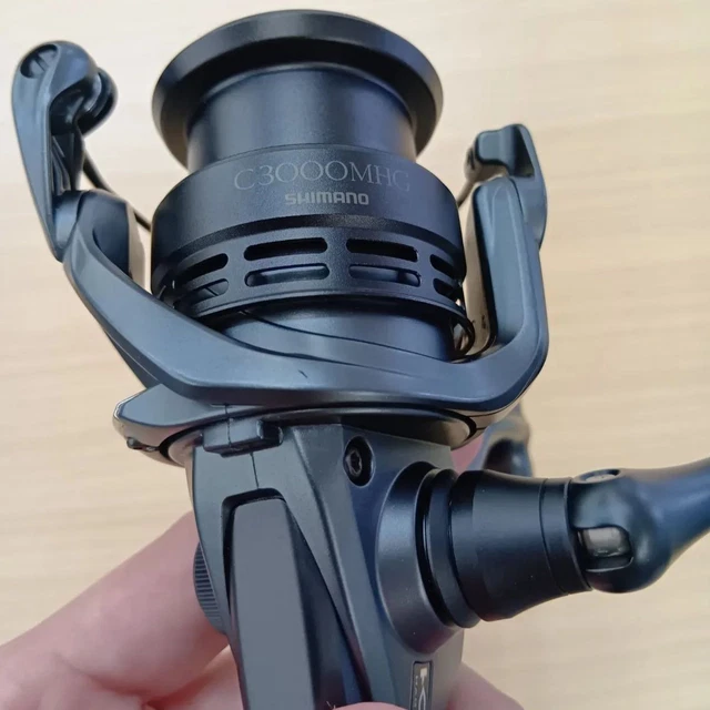 SHIMANO 18EXSENCE CI4+ C3000MHG 美品　最終値下げ シマノ】 18エクスセンス CI4+ C3000MHG SHIMANO EXSENCE