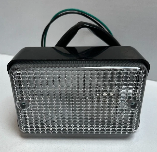 LAND ROVER DEFENDER Rectangular Reverse Light / Lamp Unit (to 01