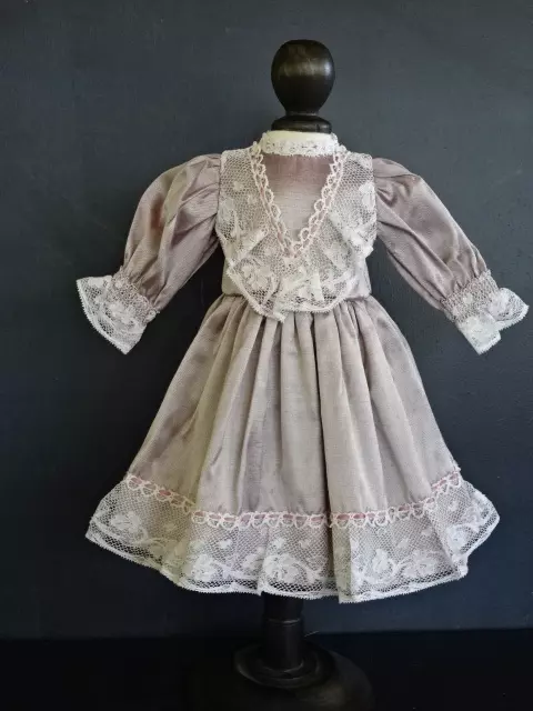 Vestido Seda Y Encaje para Muñeca Moderno Antiguas De 32-34CM - Ropa