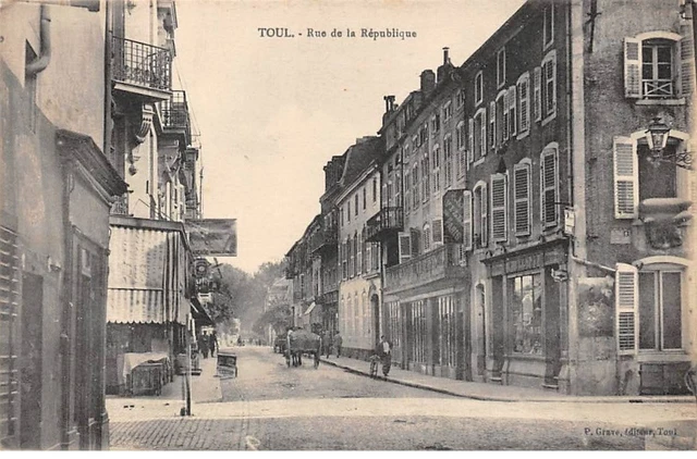 54 - SAN62896 - TOUL - Rue de la République