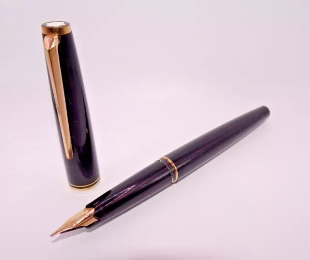 Montblanc Classic Füllfederhalter 585 Gold Feder