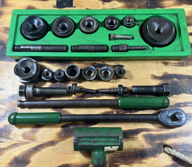 Greenlee 1904, 1906SB Manual Knockout Punch Set Ratcheting