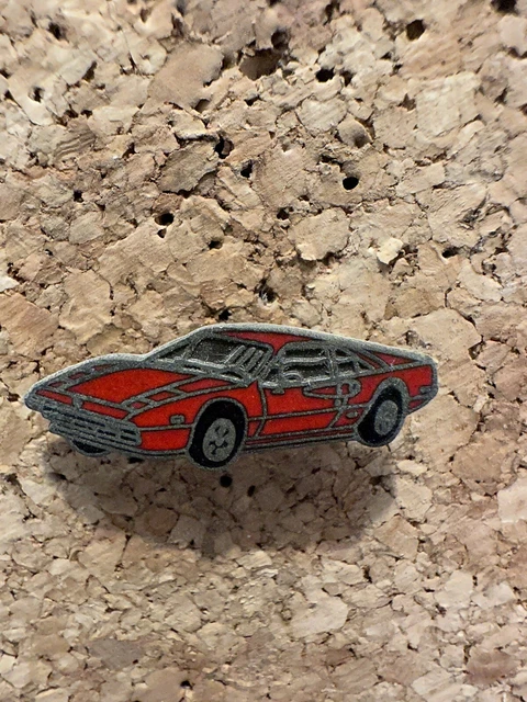Pin's Ferrari 250 GTO - Voiture De Sport - Cheval Cabré - Émail/Métal - Neuf - Signé Premier