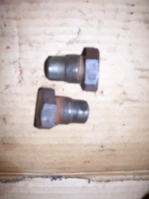 Vintage Ji Case  800 Diesel  Std  Tractor -Eagle Hitch Lift Link Screws -Rh