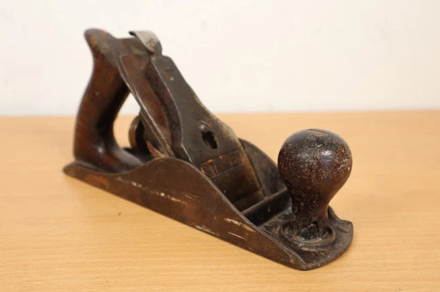 Vintage Stanley Bailey No 4 Smoothing Plane Made in USA Early Woodworking Tool