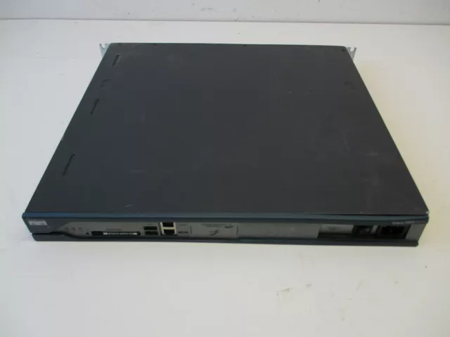 Cisco 2811 Integrated Services Router + 64MB CF Flash Karte (LS-208) *