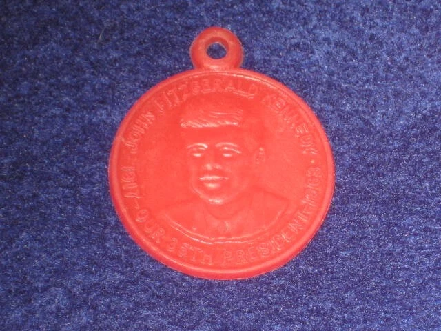 John F. Kennedy Presidential Vending Machine Red Charm Excellent Condition