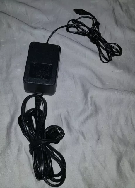 OEM AC Adapter AD-121ANDT 120VAC 60Hz 25W  12VDC 1A