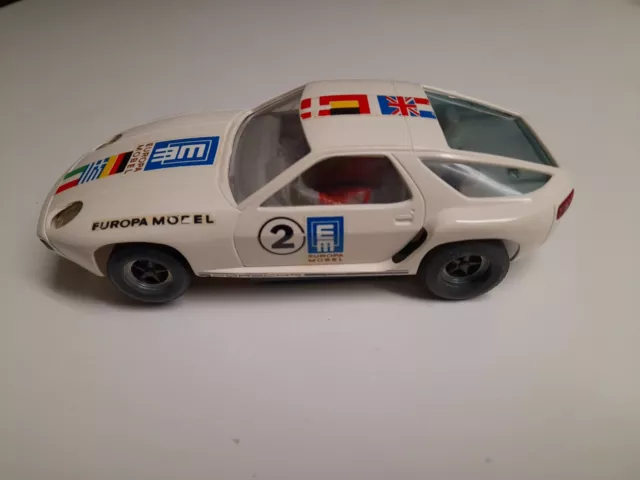 Carrera Universal 132 Porsche 928  Europa-Möbel sehr schöner Zustand.