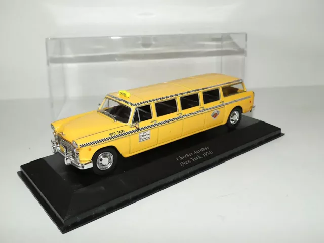 CHECKER AEROBUS TAXI LIMOUISNE New York 1974 ALTAYA 1:43