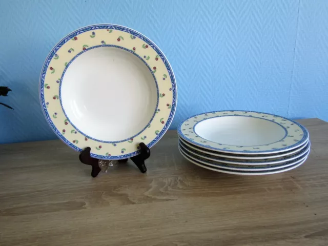 5 assiettes creuses en Villeroy et Boch du modèle Adeline