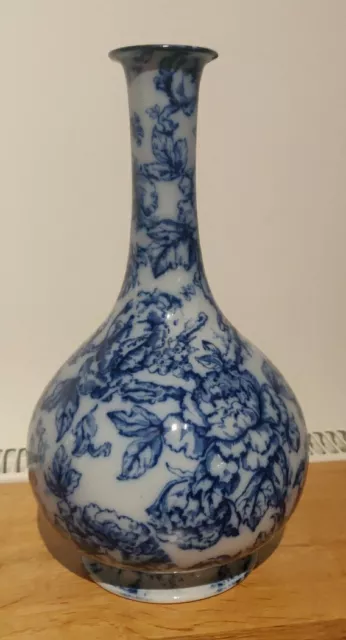 Antique Losol Ware Cavendish Keeling Vase Blue And White Flower Leaf Pattern