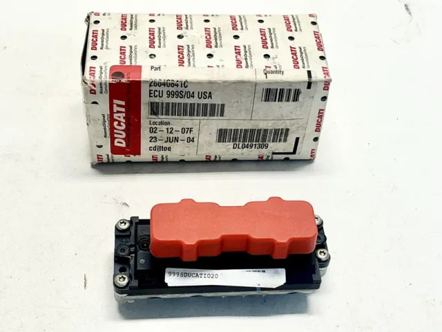 Nuevo En Caja Original Ducati 999S Base 2004 Motor Control Unidad ECU 28640841C