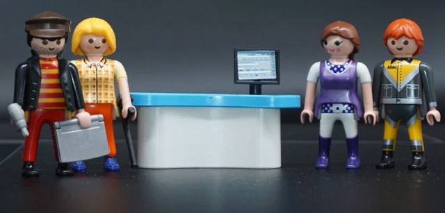 Playmobil 70972 Young Woman With Journal – City Life Modern House Character & Story Scene - View #11