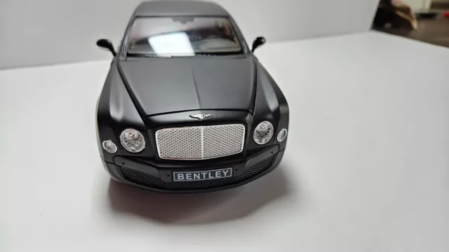 1:18 Bentley Mulsanne black Matt Paint by Rastar 2