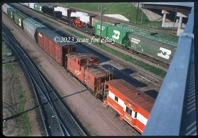 BN SLSF Frisco Bay Window / Cupola Cabooses Roof Detail views Original Slide