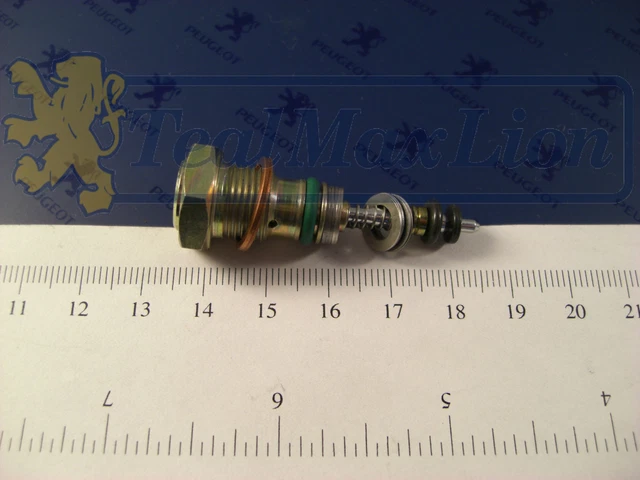 Jeu de pièces de réglage de pression doseur-distributeur 504 604 505 K-Jetronic