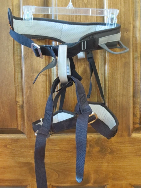 Black Diamond Primrose Climbing Harness Size 4 Gray