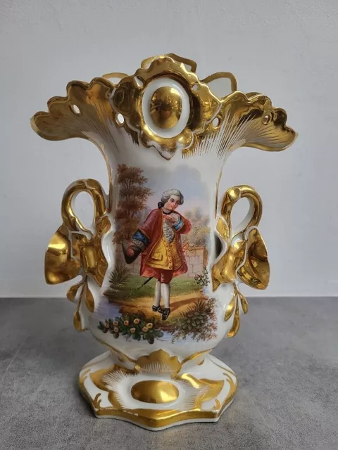 Vase En Porcelaine De Paris Dore