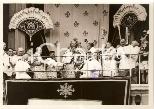 1939 ROMA Papa PIO XII incoronato in loggia SAN PIETRO