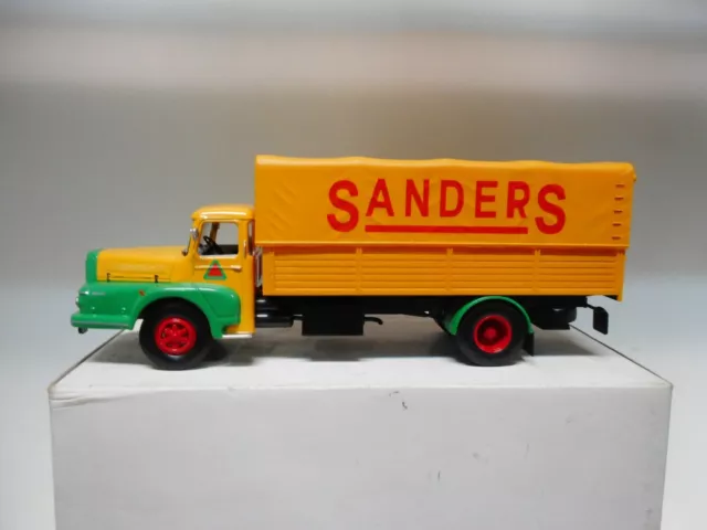 Unic Zu Izoard Sanders Camion/Truck 1:43 Altaya Ixo