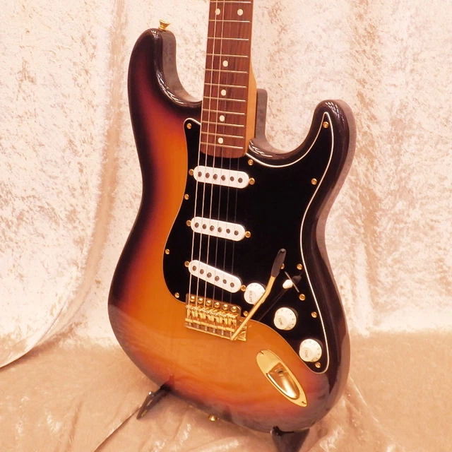 Fender Japan ST62G 80TX No.DG584