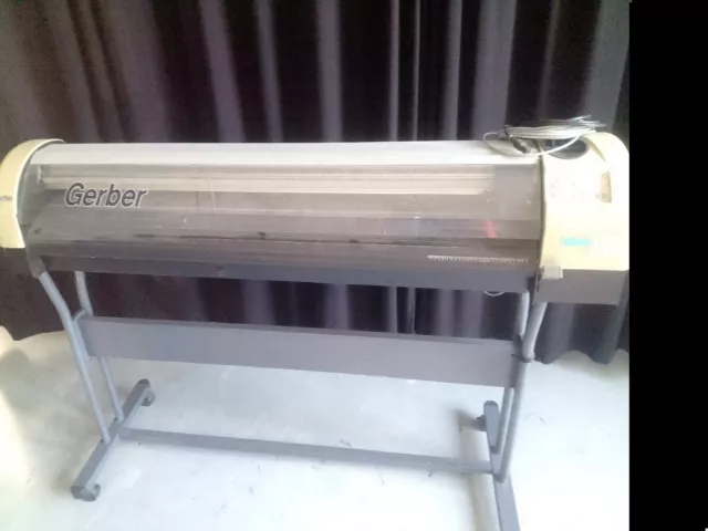 Plotter von Gerber FasTrack 1300
