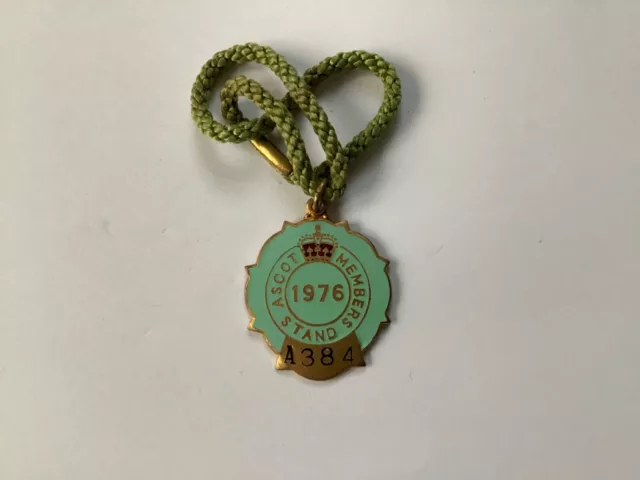 Horse Racing Members Enamel Badge ASCOT 1976