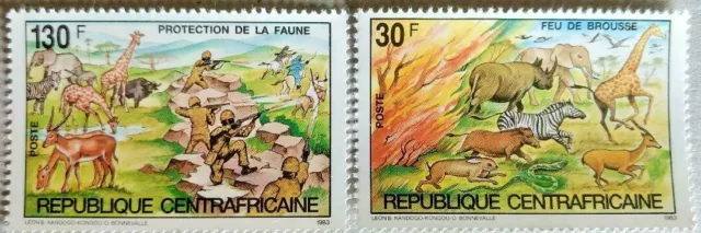 107.Central Africa 1983 Set/2 Stamp Wildlife Protection Giraffe Elephant Deer