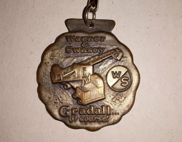 Rare WARNER SWASEY GRADALL Construction Heavy Equipment Dealer Vintage Keychain