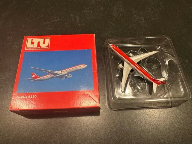 AIRBUS A330-300 LTU International Airways/NN, Herpa Wings 1:500