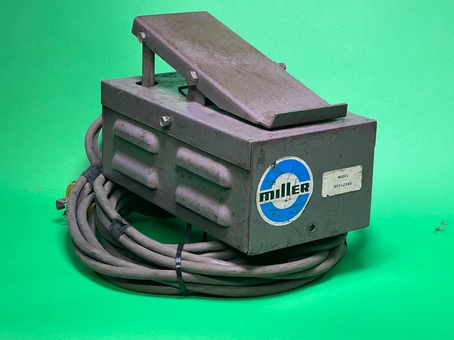 Miller RFC-23AG 125/250V Remote Foot Pedal