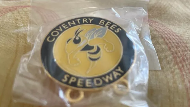 Coventry Bees--2000'S--Speedway Badge--Gold Metal