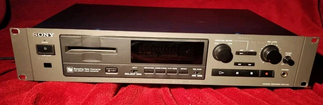 SONY MDS-E52 STUDIO MiniDisc Recorder With Rack Mount - No Remote £128. ...