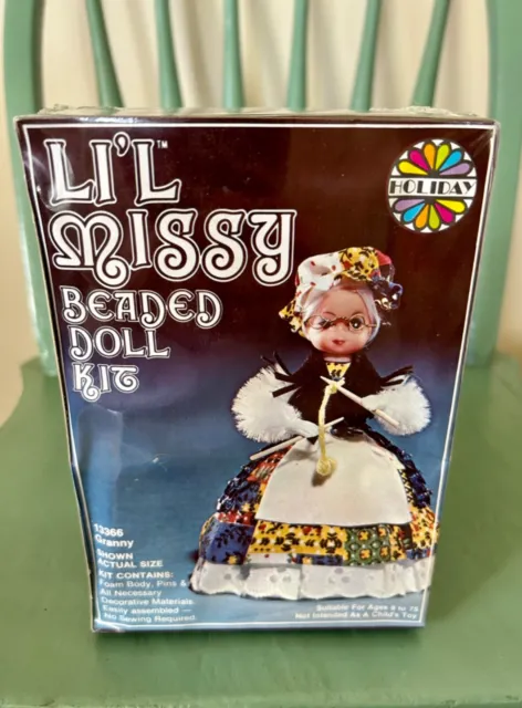 Kit de muñeca vintage con cuentas Lil Missy 13366 abuela sellada década de 1970 Li'l Missy