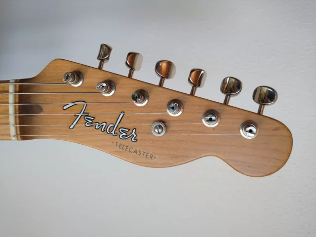 Fender American Vintage 52 Telecaster Roasted Ash 3