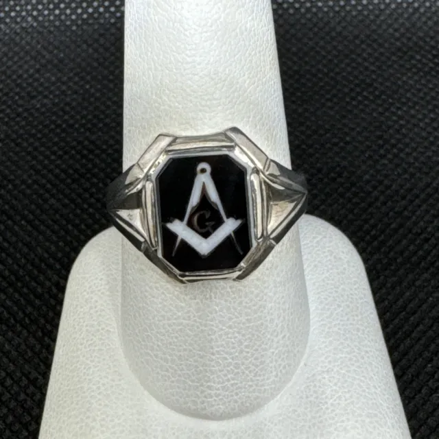 Masonic Ring In Sterling Silver