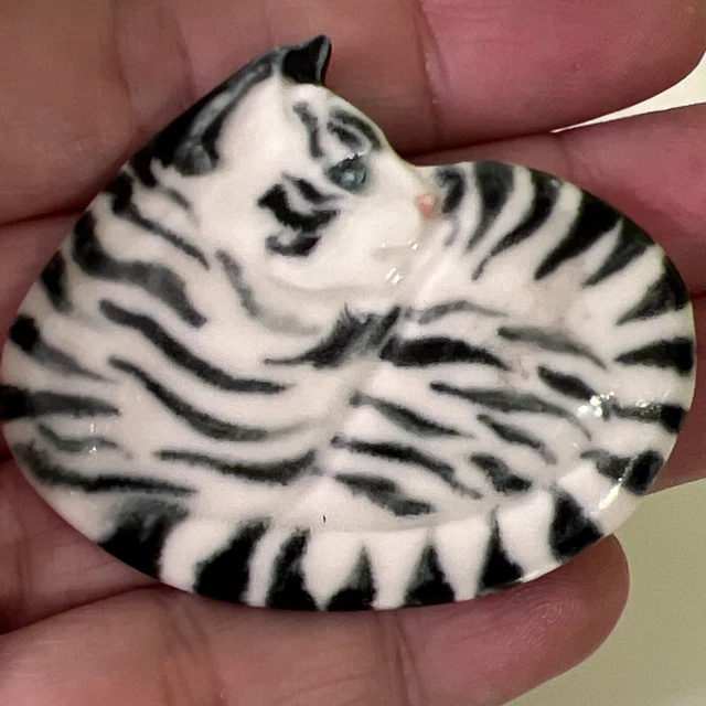 Mary Ann Charette Art Pottery  Cat Brooch Pin, Signed, Clay Tiger, Vintage 2”
