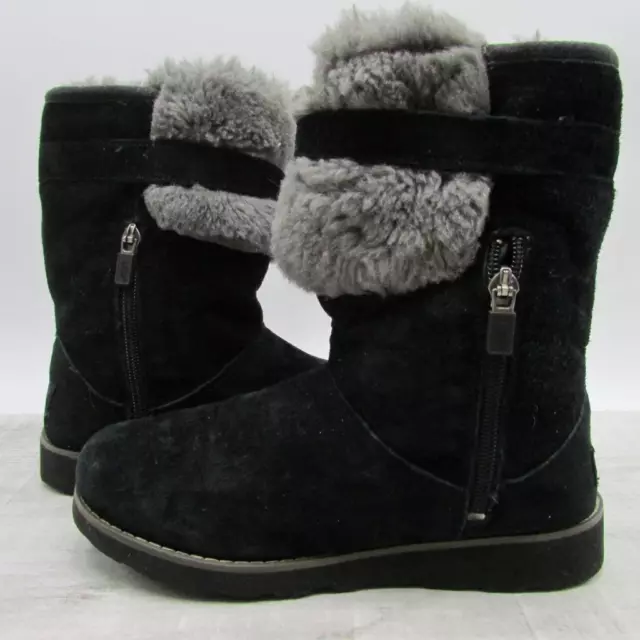 Ugg boots hotsell size 3 youth