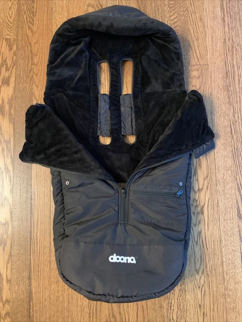 Doona Footmuff comes with blanket retail rice $120 Doona Footmuff comes with blanket retail rice $120