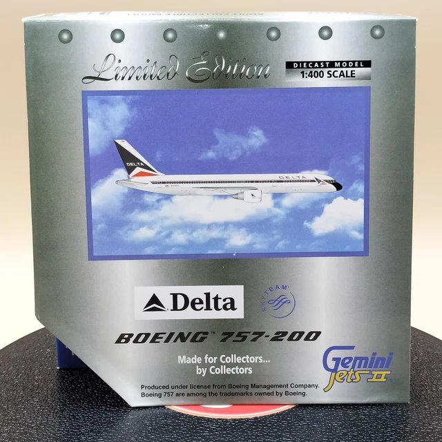 航空機・ヘリコプター JAL B747 Blade Keychain 15th JAL B747 Blade Keychain 15th - メルカリ