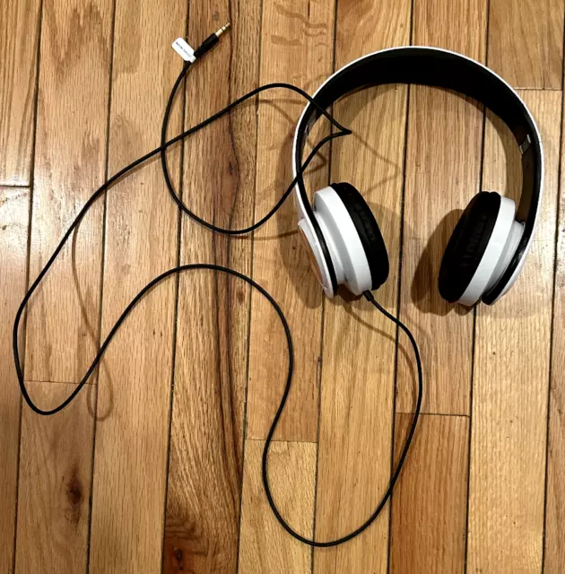 Noise Cancelling Wired Over-Ear Headphones - White