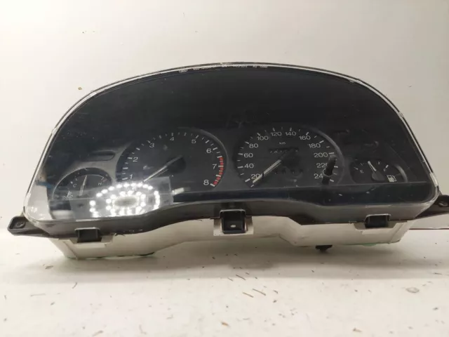 Ford Mondeo MK II 1998 Benzin Geschwindigkeitsmesser Cockpit 98BP10C956HB