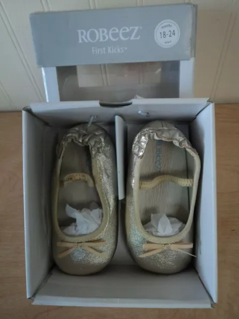 Robeez Toddler Girls Shoes Size 18-24 Mos. Leather Soft Soles Gold NEW LAST ONE!