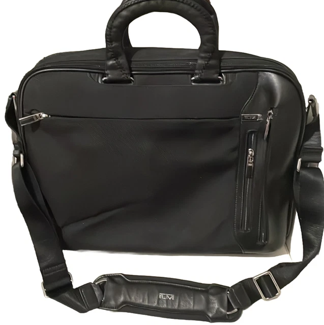 Tumi sawyer brief navy hotsell